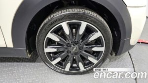 Mini Cooper 5Door HIGH 2020 года из Южной Кореи