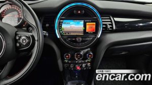 Mini Cooper 5Door HIGH 2020 года из Южной Кореи