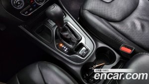 Jeep Cherokee 2.4 Limited 2WD 2020 года из Южной Кореи