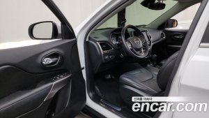 Jeep Cherokee 2.4 Limited 2WD 2020 года из Южной Кореи