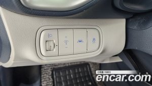 Hyundai Venue 1.6 Modern 2020 года из Южной Кореи