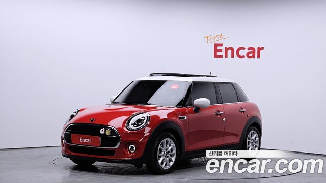 Mini Cooper 5Door HIGH 2020 года из Кореи