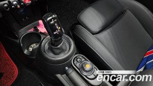 Mini Cooper 5Door HIGH 2020 года из Южной Кореи