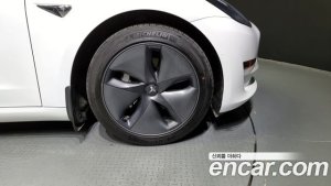 Tesla Model 3 Standard RANGE Plus 2020 года из Южной Кореи