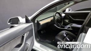 Tesla Model 3 Standard RANGE Plus 2020 года из Южной Кореи