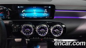 Mercedes-Benz CLA-Class CLA250 4MATIC 2020 года из Южной Кореи