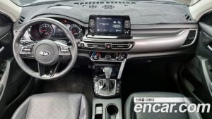 Kia Seltos Бензин 1.6 Turbo 2WD 2020 года из Южной Кореи