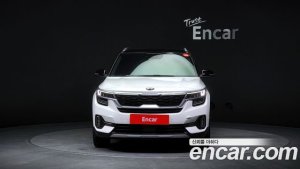 Kia Seltos Бензин 1.6 Turbo 4WD 2020 года из Южной Кореи
