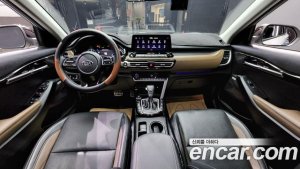 Kia Seltos Бензин 1.6 Turbo 4WD 2020 года из Южной Кореи