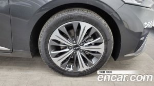 Kia K8 Signature 2022 года из Южной Кореи
