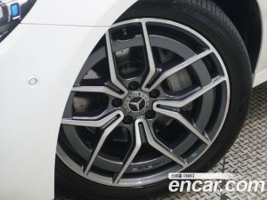Mercedes-Benz E-Class E220d 4MATIC Avantgarde 2021 года из Южной Кореи