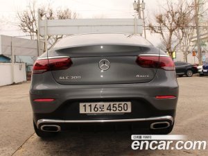 Mercedes-Benz GLC-Class GLC300 4MATIC Coupe 2020 года из Южной Кореи