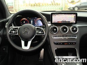 Mercedes-Benz GLC-Class GLC300 4MATIC Coupe 2020 года из Южной Кореи