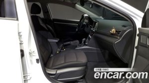 Hyundai AVANTE 1.6 2020 года из Южной Кореи