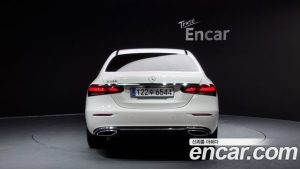 Mercedes-Benz E-Class E250 Avantgarde 2021 года из Южной Кореи