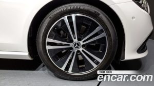 Mercedes-Benz E-Class E250 Avantgarde 2021 года из Южной Кореи