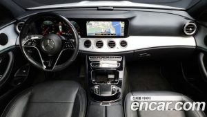 Mercedes-Benz E-Class E250 Avantgarde 2021 года из Южной Кореи