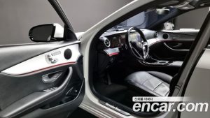 Mercedes-Benz E-Class E250 Avantgarde 2021 года из Южной Кореи