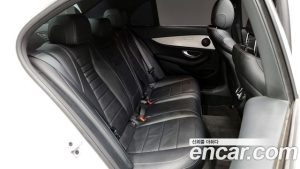 Mercedes-Benz E-Class E250 Avantgarde 2021 года из Южной Кореи