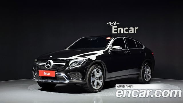 Mercedes-Benz GLC-Class GLC300 4MATIC Coupe 2019 года из Кореи