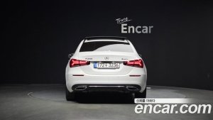Mercedes-Benz A-Class A250 4MATIC SEDAN 2021 года из Южной Кореи