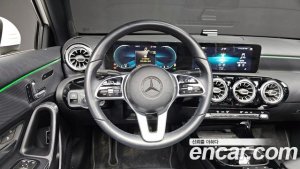 Mercedes-Benz A-Class A250 4MATIC SEDAN 2021 года из Южной Кореи