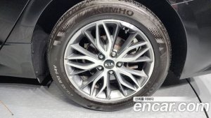 Kia K5 2.0 2020 года из Южной Кореи