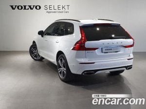 Volvo XC60 T8 R-디자인 2021 года из Южной Кореи
