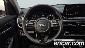 Kia Seltos Бензин 1.6 Turbo 2WD 2020 года из Южной Кореи