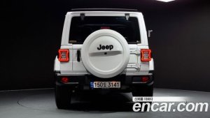 Jeep Wrangler 2.0 Overland Unlimited Top 4Door 80th Anniversary Edition 2021 года из Южной Кореи