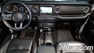 Jeep Wrangler 2.0 Overland Unlimited Top 4Door 80th Anniversary Edition 2021 года из Южной Кореи