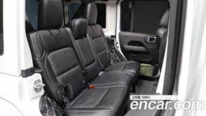 Jeep Wrangler 2.0 Overland Unlimited Top 4Door 80th Anniversary Edition 2021 года из Южной Кореи