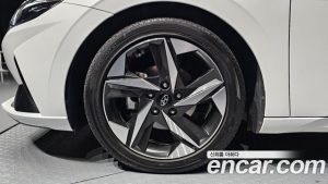 Hyundai AVANTE 1.6 2021 года из Южной Кореи