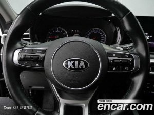 Kia K5 2.0 2020 года из Южной Кореи