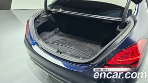 Mercedes-Benz C-Class C200 Avantgarde 2020 года из Южной Кореи