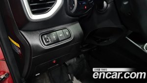 Hyundai Venue 1.6 Smart 2020 года из Южной Кореи