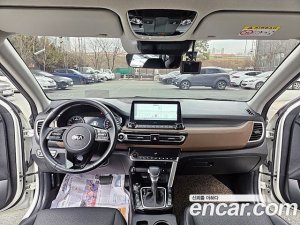 Kia Seltos Бензин 1.6 Turbo 4WD 2020 года из Южной Кореи