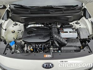 Kia Seltos Бензин 1.6 Turbo 4WD 2020 года из Южной Кореи