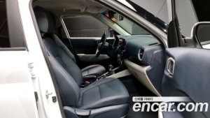 Hyundai Venue 1.6 Modern 2021 года из Южной Кореи