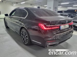 BMW 7-Series 740Li xDrive M Sport 2020 года из Южной Кореи