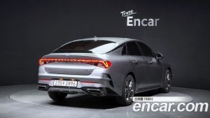 Kia K5 Signature 2021 года из Южной Кореи
