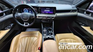Kia K5 Signature 2021 года из Южной Кореи