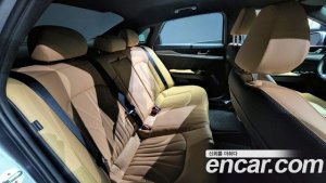 Kia K5 Signature 2021 года из Южной Кореи