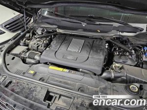 Land Rover Range Rover 4.4 SDV8 Vogue SE Дизель 2020 года из Южной Кореи