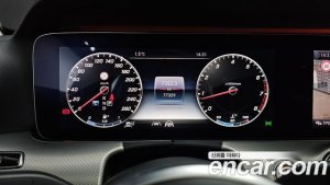 Mercedes-Benz E-Class E300 4MATIC AMG Line 2020 года из Южной Кореи