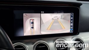 Mercedes-Benz E-Class E300 4MATIC AMG Line 2020 года из Южной Кореи