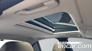 Mercedes-Benz E-Class E300 4MATIC AMG Line 2020 года из Южной Кореи