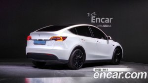 Tesla Model Y LONG RANGE 2021 года из Южной Кореи