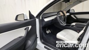Tesla Model Y LONG RANGE 2021 года из Южной Кореи
