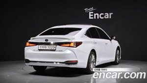 Lexus ES Luxury Plus 2020 года из Южной Кореи